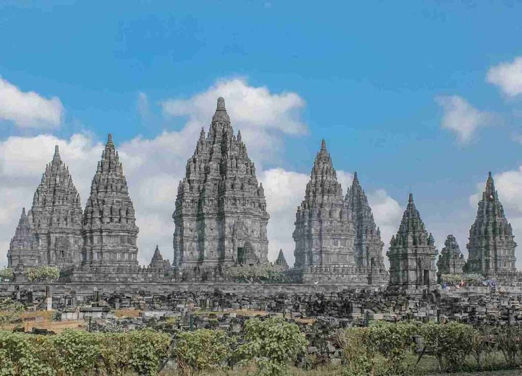 When to Travel to Indonesia? Which is the Best Month? 1 The-Climate-in-Indonesia-Key-for-Your-Trip