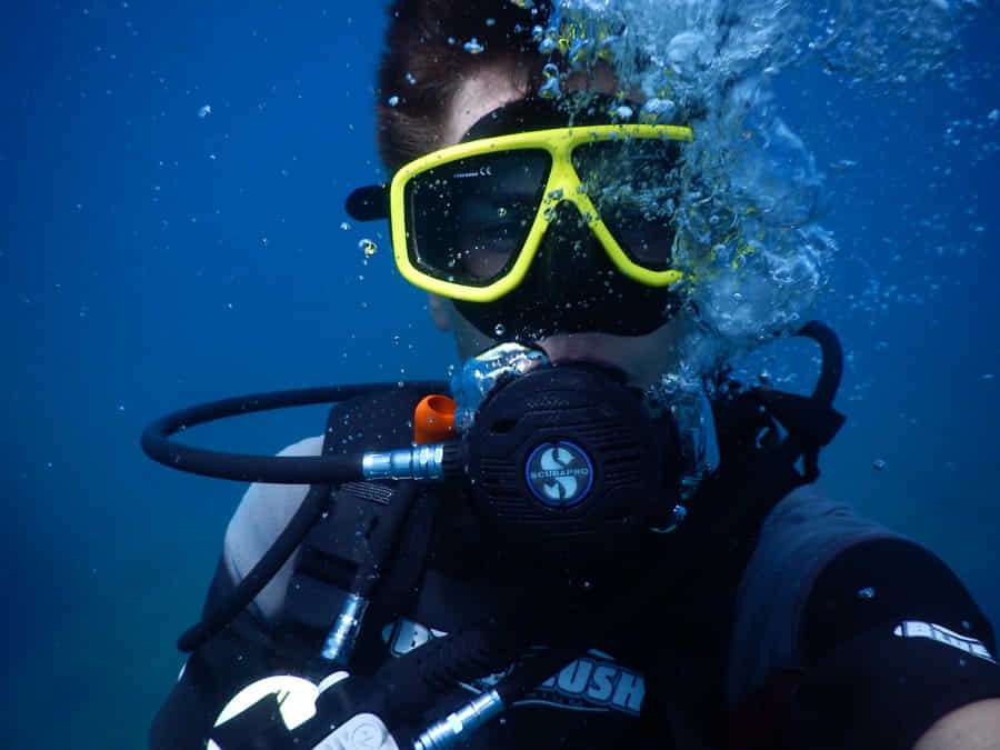 How to learn to dive? Everything you need to know 3 Basic equipment for diving