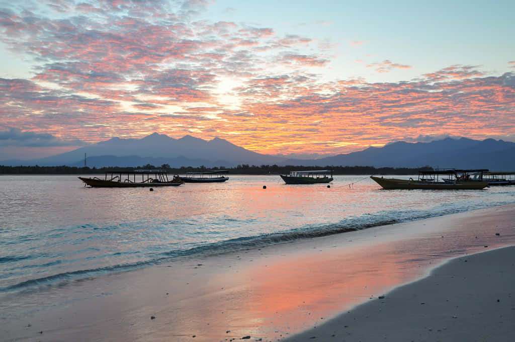 What’s the best time to visit the Gili islands?