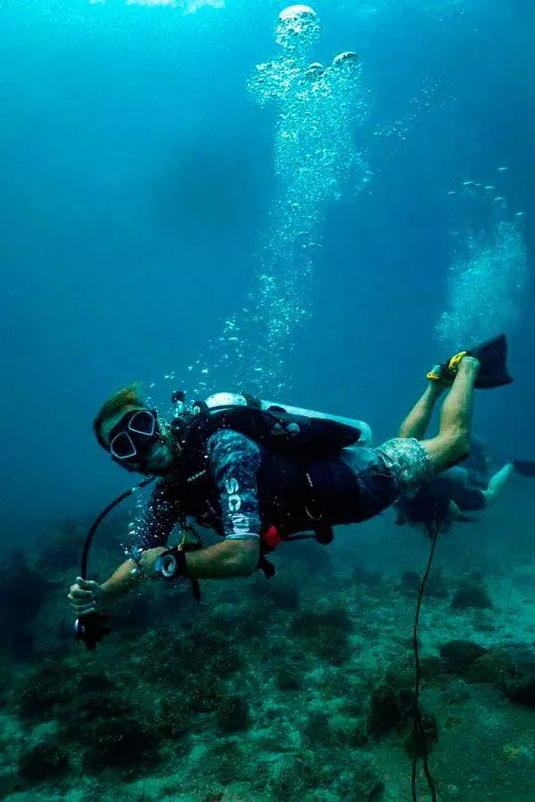 Dive certifications in Indonesia and Thailand